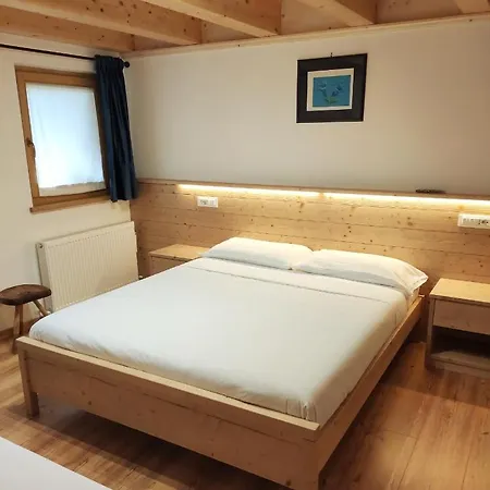 Chalet Margherita Couette-café Sappada
